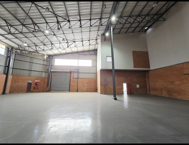 677M² OFFICE TO LET IN COSMO BUSINESS PARK